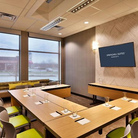 Springhill Suites By Marriott Coralville Bagian luar foto