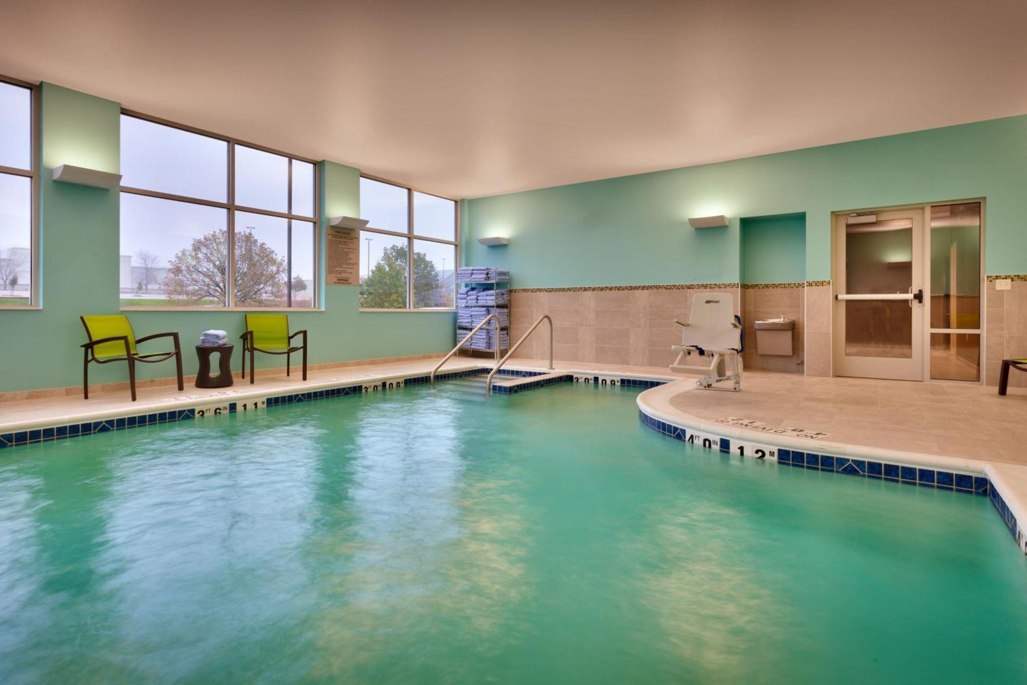 Springhill Suites By Marriott Coralville Bagian luar foto